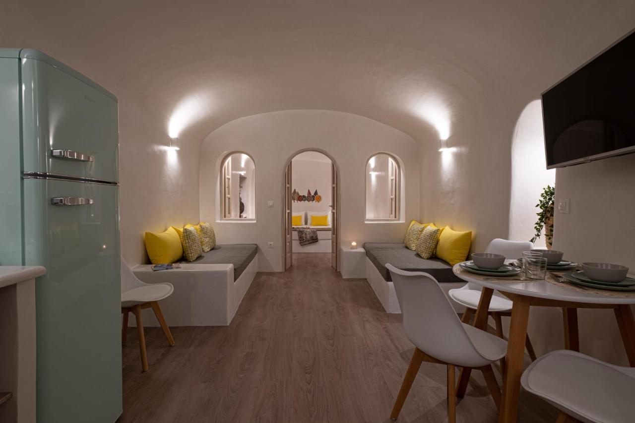 Vila White Orchid Cave House &